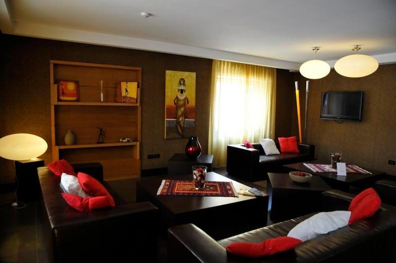 Hotel Fly Казорія Екстер'єр фото