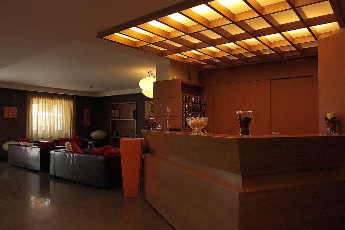 Hotel Fly Казорія Екстер'єр фото