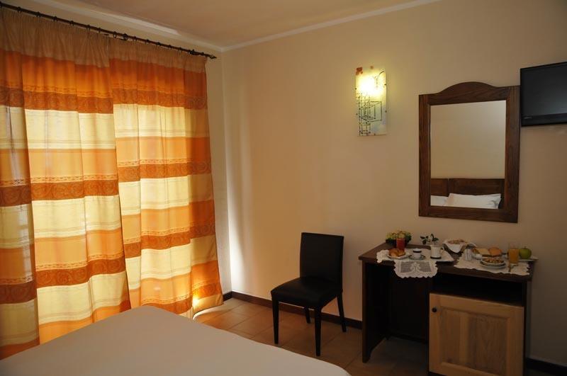 Hotel Fly Казорія Екстер'єр фото